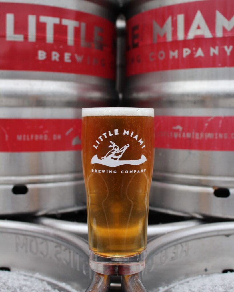 Double-strap webbed parade carrying belt in white for flagpole support during marches and ceremonies.