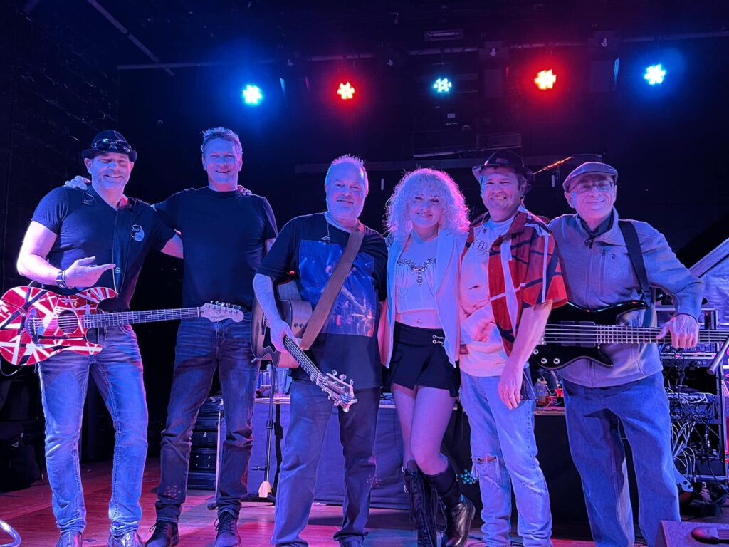 Live Music with Mojo Rizin'